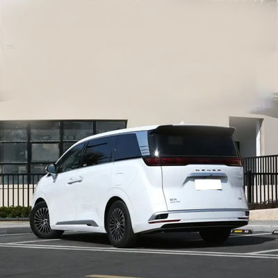 BYD Denza D9 EV Chinese Electric MPV 600 km 7 lugares com tração nas quatro rodas