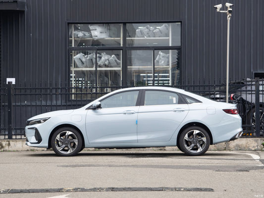 Geely Emgrand L HiP PHEV Sedan 1.5T Motor alcance abrangente 1300KM
