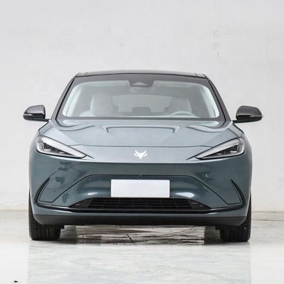 ARCFOX αS Chinese Electric Sedan Conduzida Autônoma Com Huawei