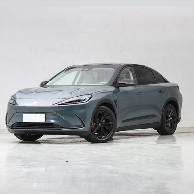 ARCFOX αS Chinese Electric Sedan Conduzida Autônoma Com Huawei