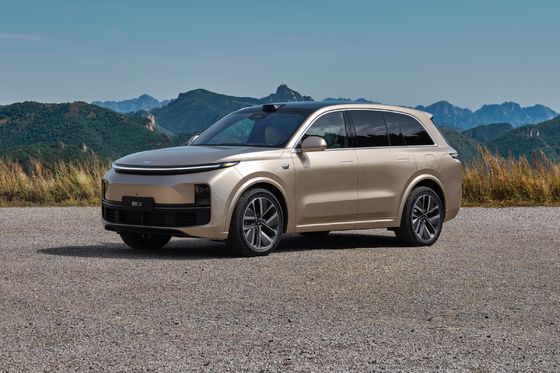 LI XIANG L8 Auto Grande SUV PHEV de luxo 6 lugares Pure Electric alcance 1315 quilômetros