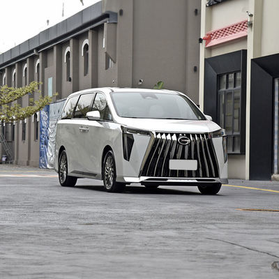 GAC M8 Carro chinês movido a combustível de 5 portas e 7 lugares MPV Motor 2.0T