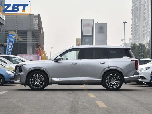 O 2023 GAC Trumpchi GS8 2.0T 7 assentos SUV de luxo grande está disponível em tração nas duas rodas e tração nas quatro rodas.