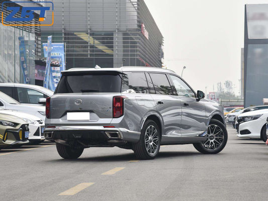 O 2023 GAC Trumpchi GS8 2.0T 7 assentos SUV de luxo grande está disponível em tração nas duas rodas e tração nas quatro rodas.