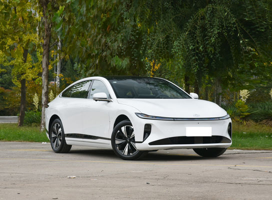 Chang'an A07 Sedan EV e Reev Duas combinações de duração da bateria 515 km (EV) e 1200 km (1.5T motor Reev)