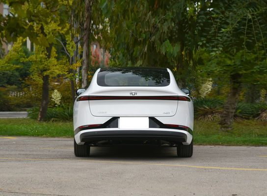 Chang'an A07 Sedan EV e Reev Duas combinações de duração da bateria 515 km (EV) e 1200 km (1.5T motor Reev)