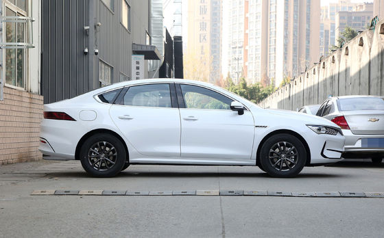 2024 BYD Qin Plus 55 km/120 km Honor Modelo China D-MI Plug em carro híbrido