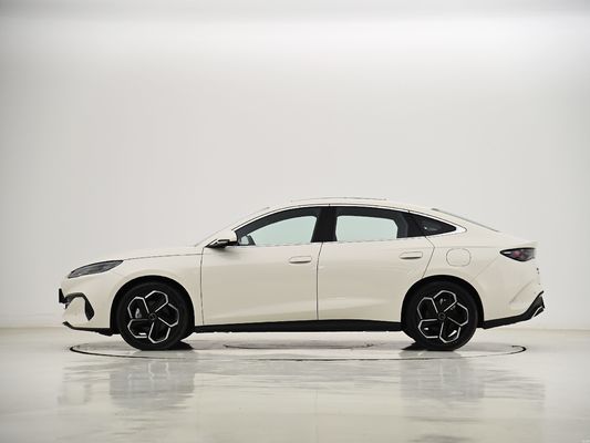 2024 BYD Seal06 Dm-i CLTC (L/100km) 1.36L PHEV Power Range abrangente 2100KM Hybrid Sedan!