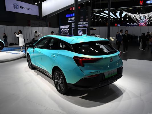Buick Velite 6, um sedã elétrico puro, alcance 430KM-450KM. China fez uma joint venture de carro elétrico com preço barato.
