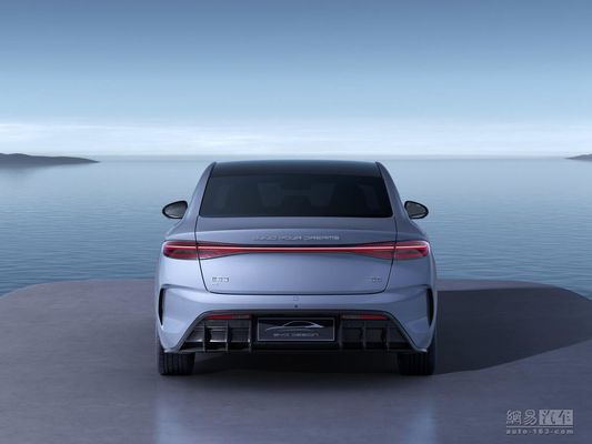 BYD 2025 Seal, um sedã elétrico puro com uma autonomia de até 650 km, um novo sistema de condução inteligente e a melhor relação custo/benefício de um sedã elétrico de médio porte.