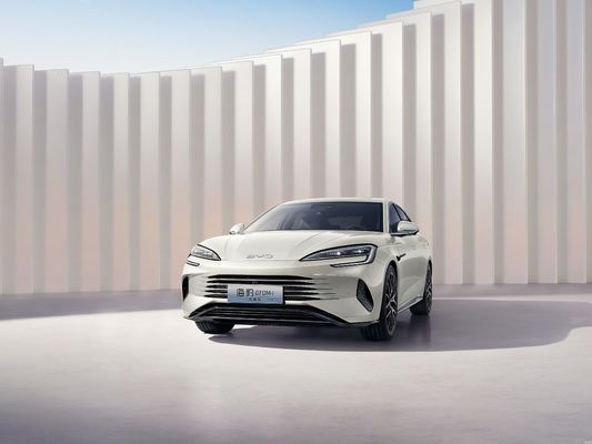 2025 BYD-SEAL 07 DM-i Drive Inteligente Equipado com 5a Geração BYD Dmi Tecnologia. Tem um alcance combinado de Mais de 2000KM. Melhor Valor para o Dinheiro