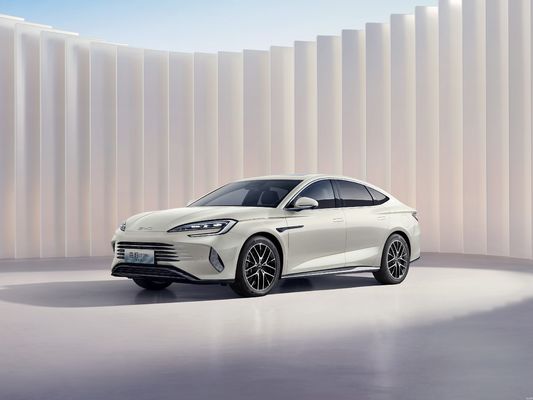 2025 BYD-SEAL 07 DM-i Drive Inteligente Equipado com 5a Geração BYD Dmi Tecnologia. Tem um alcance combinado de Mais de 2000KM. Melhor Valor para o Dinheiro