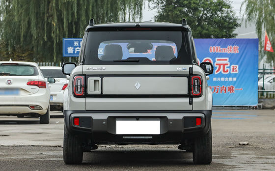 O Baojun Yueye Plus é um veículo elétrico chinês com um design quadrado característico, oferecendo uma autonomia CLTC de 401 km. Ele vem em versões de 5 e 4 lugares,Oferecendo um valor excepcional para o dinheiro
