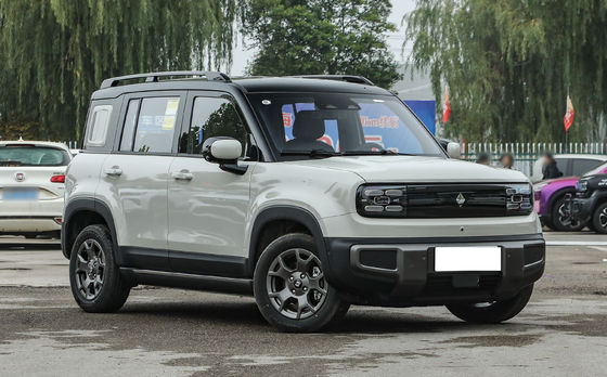 O Baojun Yueye Plus é um veículo elétrico chinês com um design quadrado característico, oferecendo uma autonomia CLTC de 401 km. Ele vem em versões de 5 e 4 lugares,Oferecendo um valor excepcional para o dinheiro