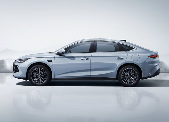 Tipo de energia Plug-in híbridos fabricados na China EVs com potência máxima 74kW BYD Qin carro